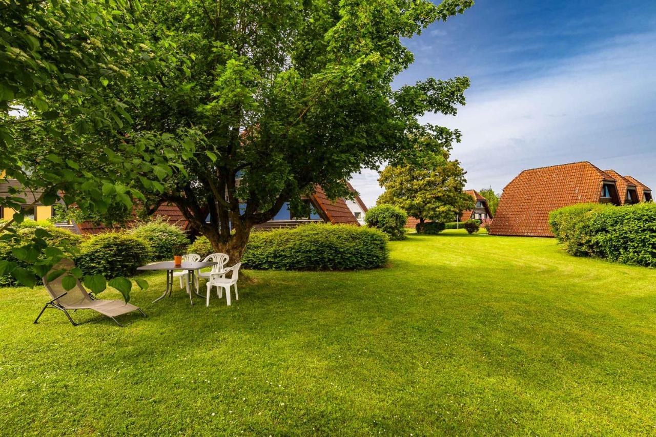 Ferienwohnpark Immenstaad Am Bodensee Nurdachhaus Typ 8 Ndt 099 Exterior foto